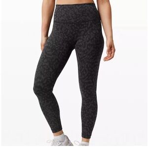 Lululemon fast and free tight Sz8 25”